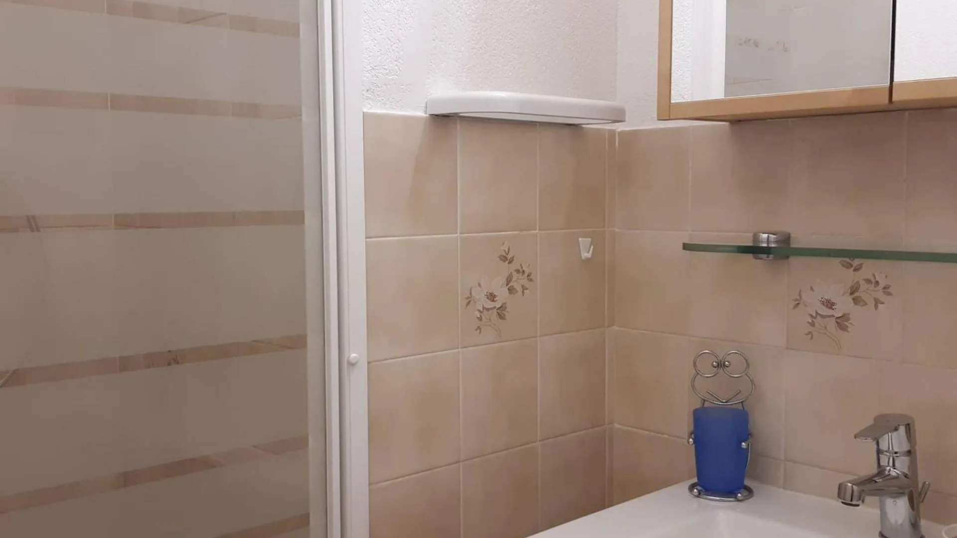 Apartment Studio Cozy Avec Loggia A 2 Pas De La Plage, Parking Inclus - Bormes-Les-Mimosas - Fr-1-251-714 France