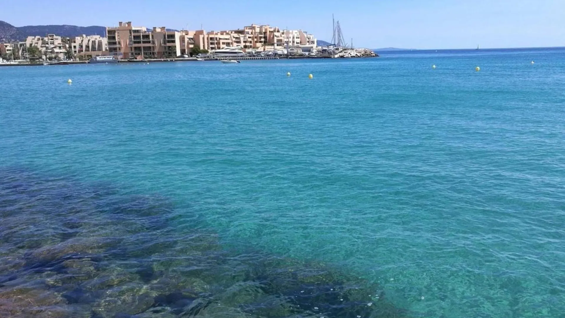 Studio Cozy Avec Loggia A 2 Pas De La Plage, Parking Inclus - Bormes-Les-Mimosas - Fr-1-251-714 Apartment